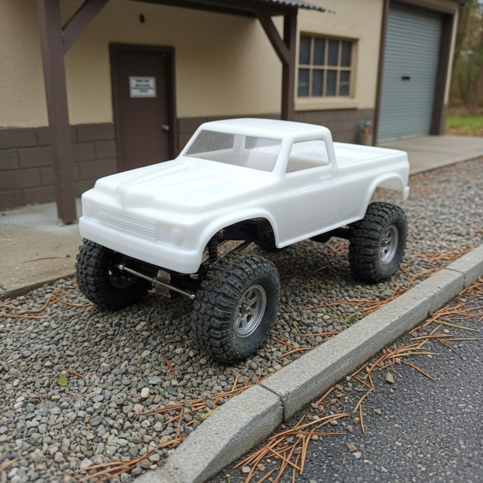 RCピックアップボディシェル、プレカットされた取り付けポイン - Body Shell Rc のレビューと価格